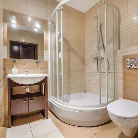 Aquarius, Sun & Snow Kolberg