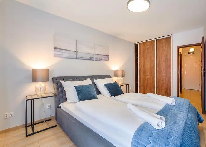 Aquarius, Sun & Snow * Kolberg